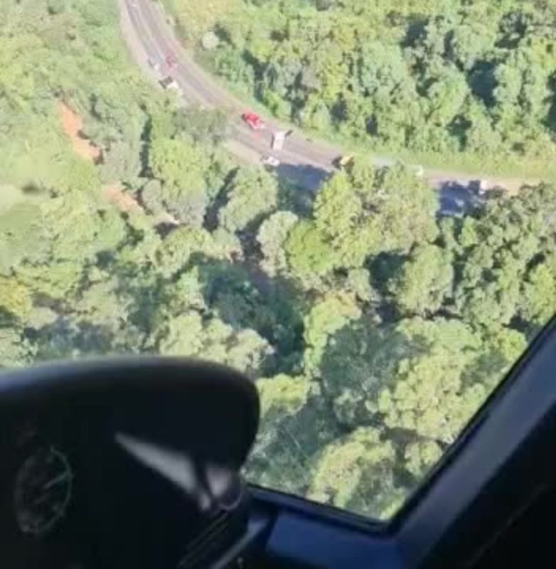 FRAME – Imagens mostram o atendimento ao acidente que matou duas pessoas.