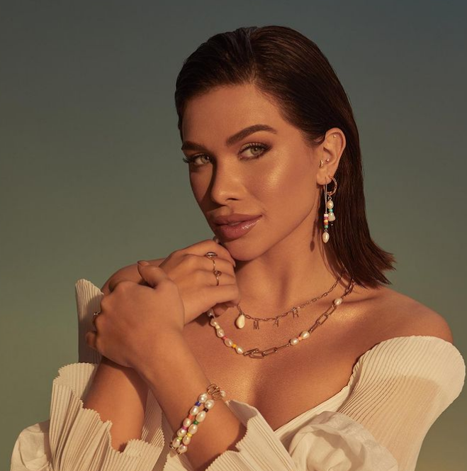 Fl&aacute;via chocou os f&atilde;s com a mudan&ccedil;a radical – Foto: Internet/Reprodu&ccedil;&atilde;o/ND