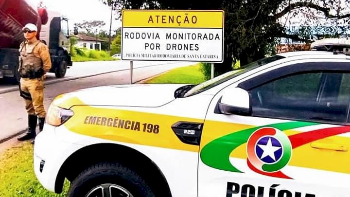 Rodovia Jorge Lacerda j&aacute; est&aacute; com placas de sinaliza&ccedil;&atilde;o indicando a novidade – Foto: Divulga&ccedil;&atilde;o/PMRv-SC/ND