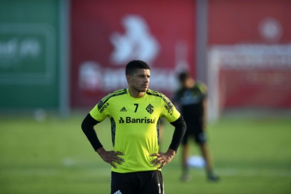 Taison retornou aos treinos no Beira Rio, nesta quinta-feira – Foto: Ricardo Duarte/Sport Clube Internacional FC/Divulga&ccedil;&atilde;o/ND