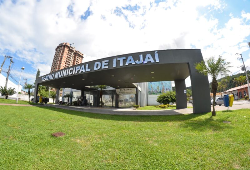 Teatro Municipal de Itaja&iacute; ficar&aacute; tr&ecirc;s meses fechado – Foto: Secom Itaja&iacute;/Reprodu&ccedil;&atilde;o