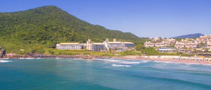 O resort fica na Praia do Santinho, em Florianópolis &#8211; Foto: Costão do Santinho