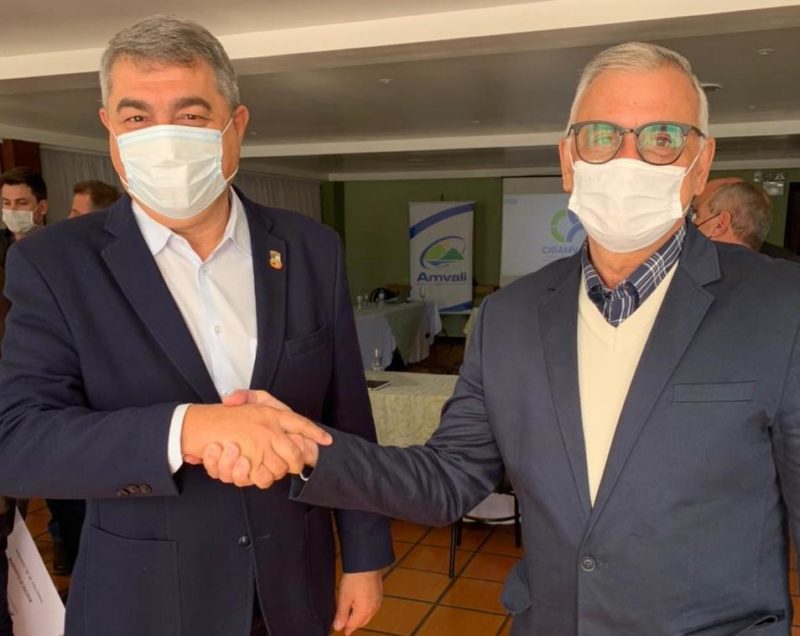 Milion&aacute;rios: Prefeito Ant&iacute;dio Lunelli deixa o cargo para o vice, Jair Franzner.- Foto: Divulga&ccedil;&atilde;o/ND