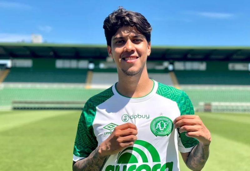 Lesionado, Betinho se torna d&uacute;vida na Chapecoense para duelo com Conc&oacute;rdia – Foto: Julia Galv&atilde;o/Chapecoense/ND