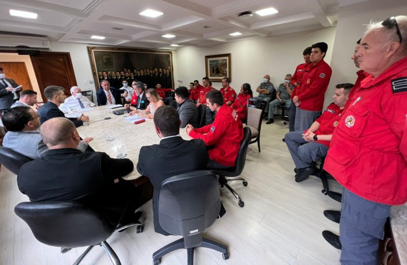 reunião na assembleia