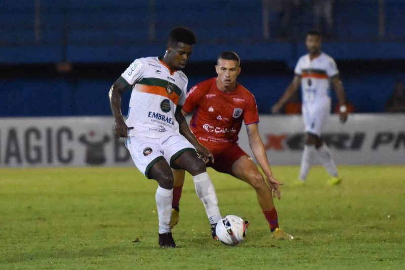 Cambori&uacute; tem o empate ao seu favor porque terminou em melhor coloca&ccedil;&atilde;o na primeira fase do Campeonato Catarinense – Foto: Tiago Winter/Cambori&uacute;/ND