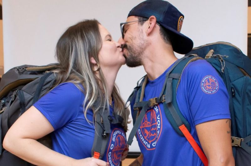 Casal de catarinenses dar&aacute; volta ao mundo e pretende inspirar pessoas a realizar sonhos – Foto: Divulga&ccedil;&atilde;o/ND