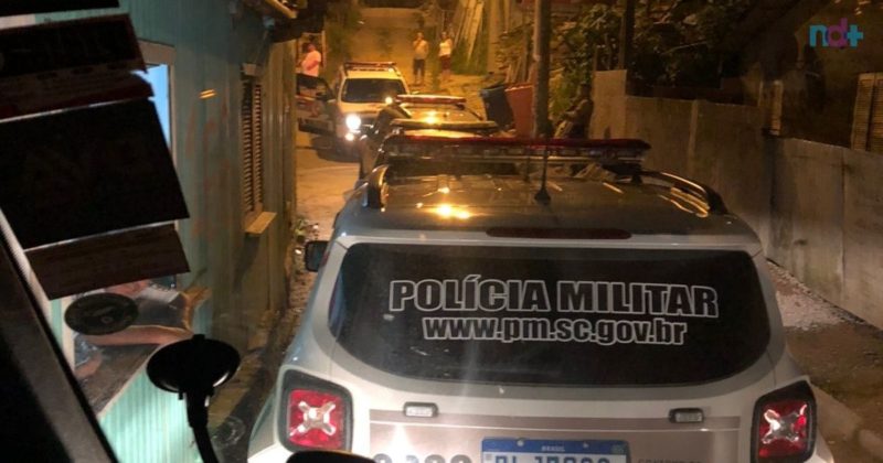 Acerto de contas entre fac&ccedil;&otilde;es criminosas deixou dois homens mortos e dois gravemente feridos em S&atilde;o Jos&eacute; – Foto: Reprodu&ccedil;&atilde;o/Internet