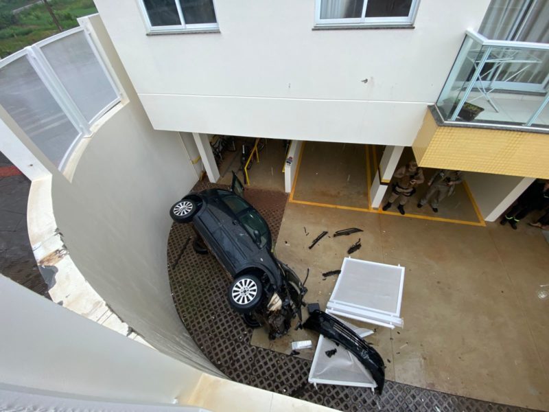 Acidente ocorreu nesta quarta-feira (30). – Foto: Cristian L&ouml;sch/Portal Peperi