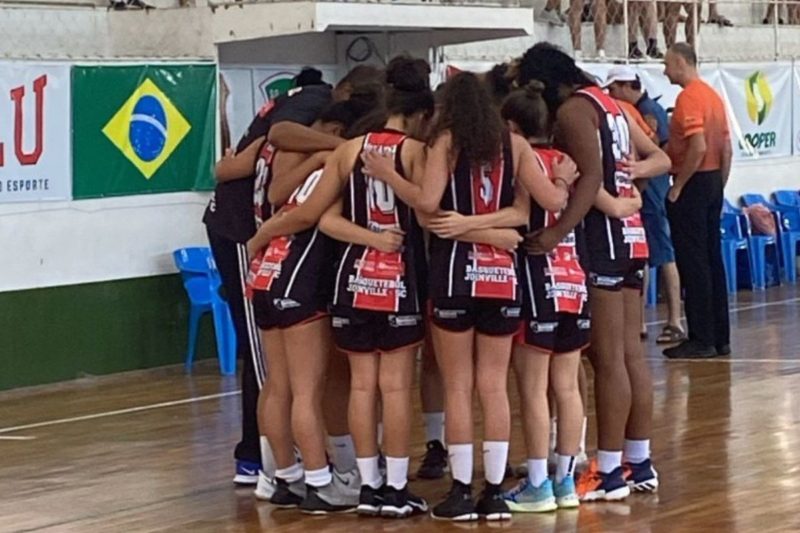 Nos dois primeiros jogos, JEC/Gin&aacute;stico venceu Mampituba e Blumenau – Foto: Divulga&ccedil;&atilde;o/ND