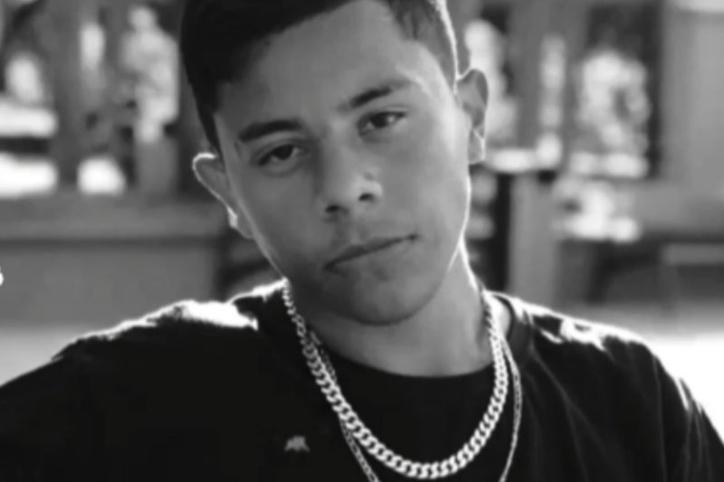 Emerson chegou a ser atendido e levado ao hospital, mas n&atilde;o resistiu aos ferimentos – Foto: Internet/Reprodu&ccedil;&atilde;o