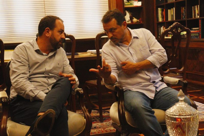 Prefeito de Bombinhas Paulinho, teve reuni&atilde;o&nbsp; com o Governador Mois&eacute;s para discutir a possibilidade de renunciar a prefeitura – Foto: Divulga&ccedil;&atilde;o/ND