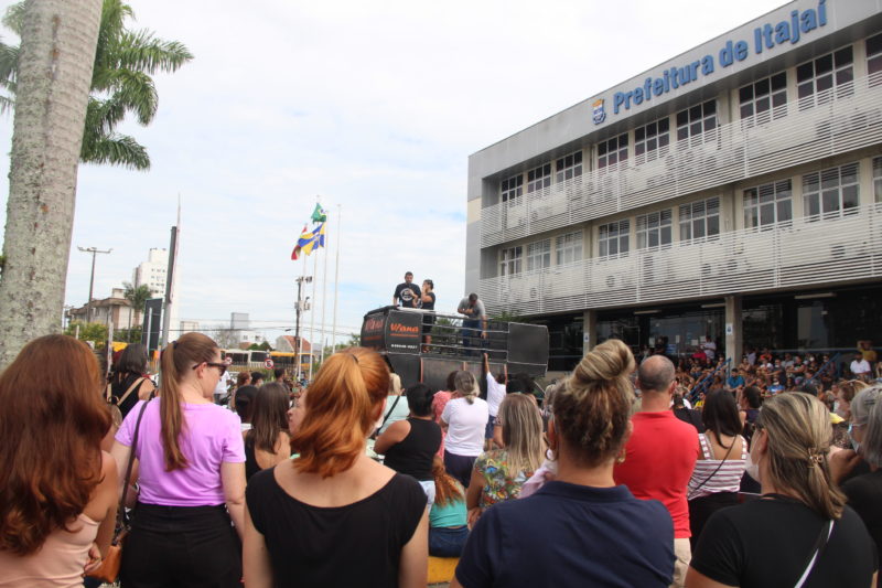 Greve da Educa&ccedil;&atilde;o pode se transformar em Greve Geral nos pr&oacute;ximos dias&nbsp; – Foto: Divulga&ccedil;&atilde;o/SINDIFOZ/ND