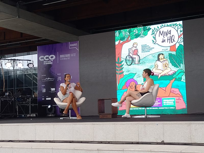 Gabriela e Cris proporcionaram ao p&uacute;blico reflex&otilde;es sobre a representa&ccedil;&atilde;o de diferentes p&uacute;blicos dentro dos quadrinhos – Foto: Yasmin Mior/ND