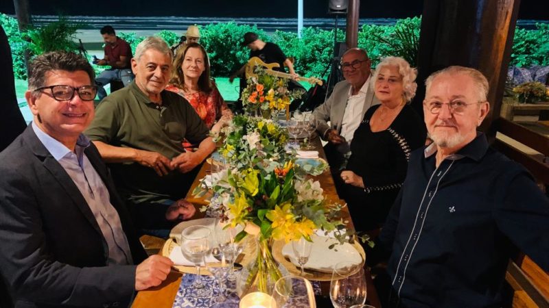 Autoridades, a exemplo do presidente da FCC (Funda&ccedil;&atilde;o Catarinense de Cultura), Edinho Lemos, estiveram no jantar oferecido &agrave; comitiva do Governo dos A&ccedil;ores – Foto: Divulga&ccedil;&atilde;o/ND