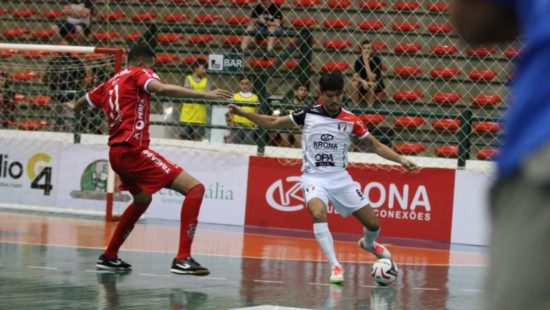 Com gols de Caio, Renatinho e Xuxa, JEC Futsal vence amistoso contra o  Carlos Barbosa, futsal