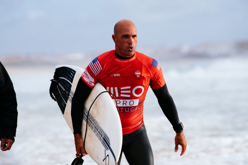 O super campe&atilde;o Kelly Slater teve que encarar a repescagem no Mundial de Surf Foto: Thiago Diz / World Surf League