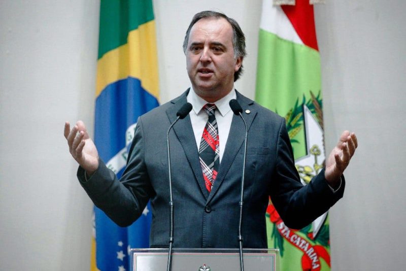 Kennedy acusa governador de usar avi&atilde;o para atividade partid&aacute;ria – Foto: Divulga&ccedil;&atilde;o