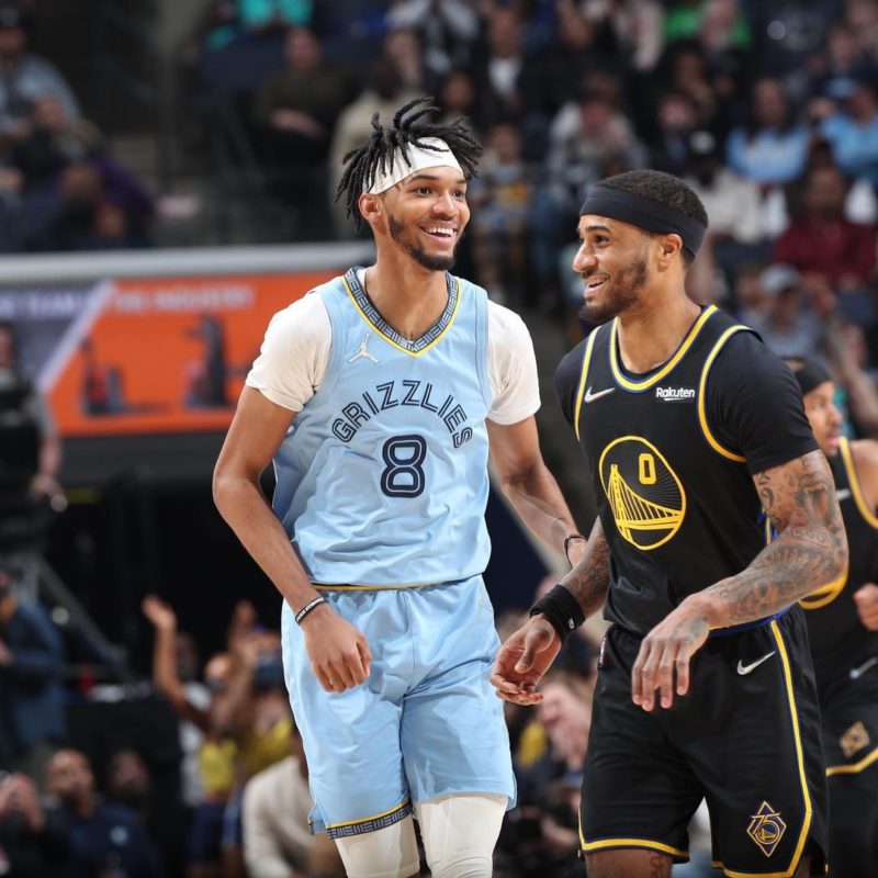 Ala Ziaire Williams (de azul) do Memphis Grizzlies &eacute; um dos destaques da equipe do Tennessee – Foto: divulga&ccedil;&atilde;o Instagram Memphis Grizzlies
