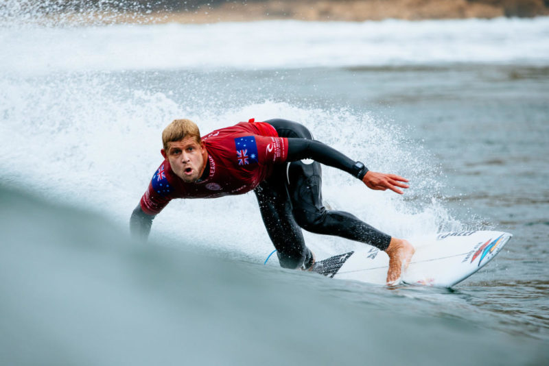 Tricampe&atilde;o Mundial de Surf, Mick Fanning, vira bombeiro volunt&aacute;rio – Foto: wsl ed sloane