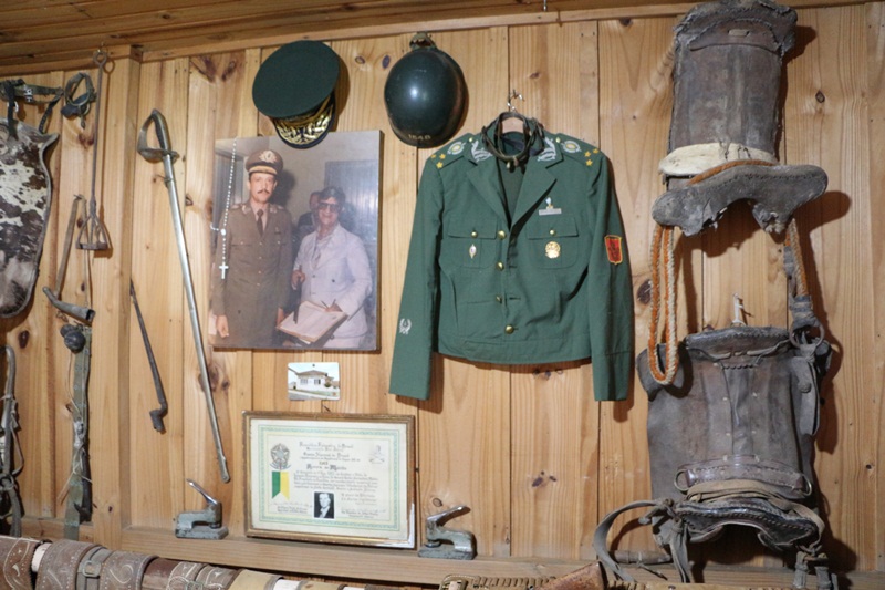 Acervo tem fotos e livros de registros feitos pelos tropeiros, al&eacute;m de objetos utilizados por eles – Foto: Ary Barbosa de Jesus/Divulga&ccedil;&atilde;o/ND