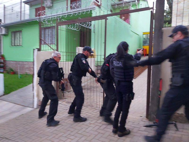 Pol&iacute;cia Civil do Rio Grande do Sul realizou opera&ccedil;&atilde;o contra grupo suspeito de roubo de rel&oacute;gios de luxo – Foto: PC/Divulga&ccedil;&atilde;o