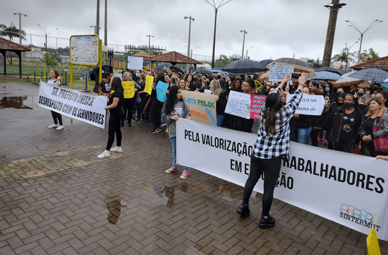 Passeatas foram realizadas ao longo da semana reivindicando propostas. – Foto: Divulga&ccedil;&atilde;o UniTv / Divulga&ccedil;&atilde;o ND