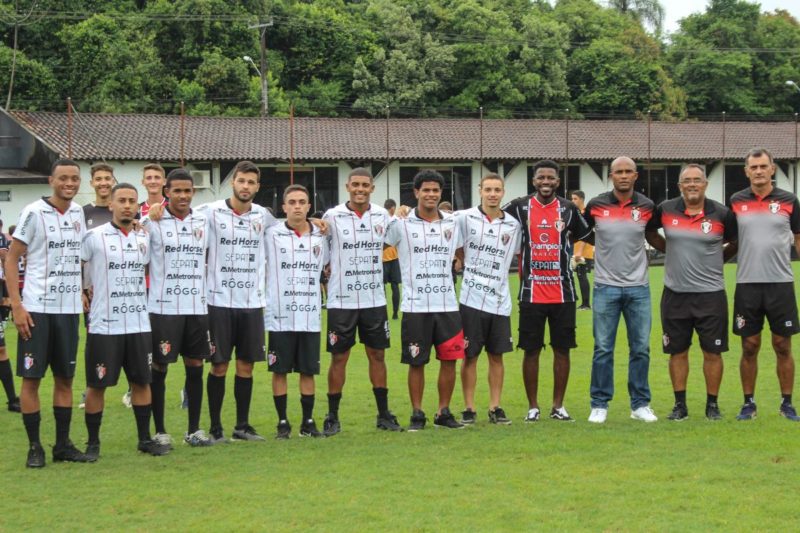 Revelado no JEC, Ramires far&aacute; jogo de despedida em Joinville – Foto: Vitor Forcellini/JEC/Divulga&ccedil;&atilde;o/ND