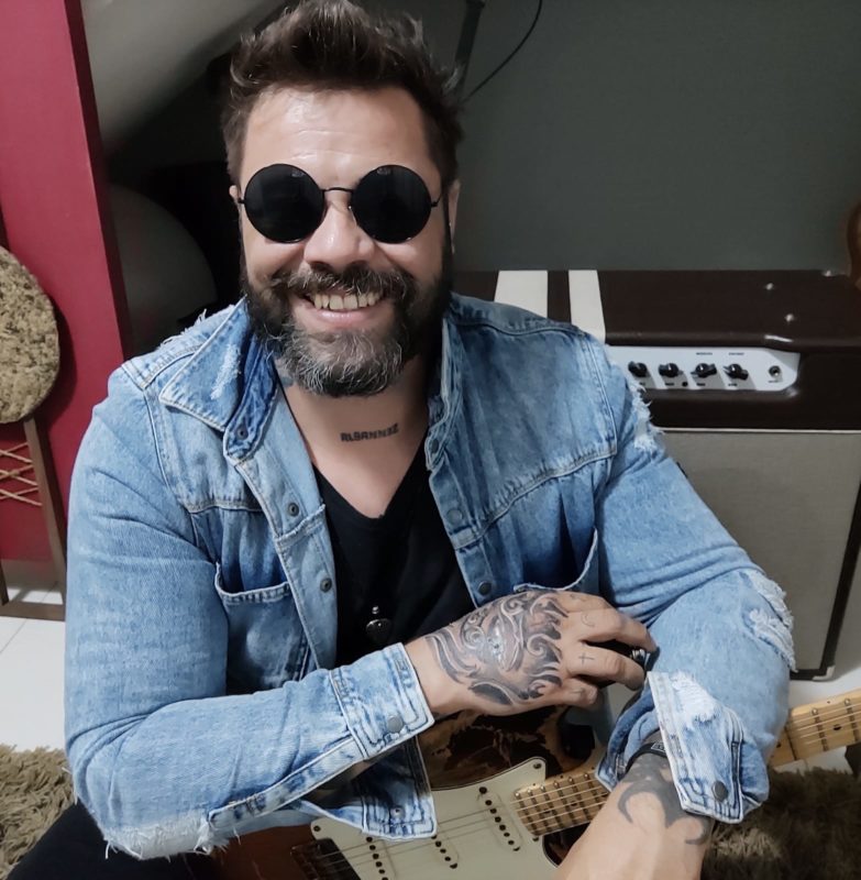 RENATO ALBANN3Z – Foto: Divulga&ccedil;&atilde;o