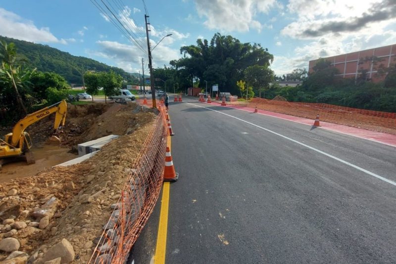 Tr&acirc;nsito est&aacute; liberado na rua Rinaldo Bogo – Foto: Prefeitura/Divulga&ccedil;&atilde;o