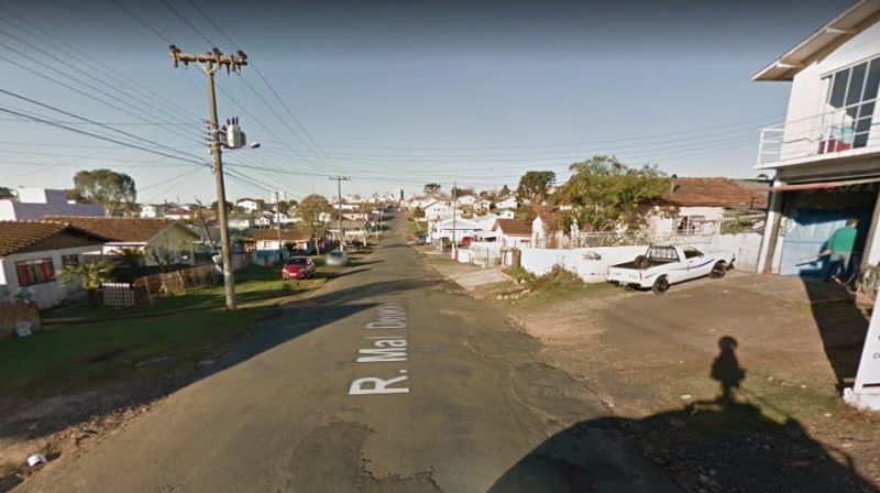 Crian&ccedil;a foi encontrada pela irm&atilde; dentro de casa – Foto: Maps/Reprodu&ccedil;&atilde;o/ND