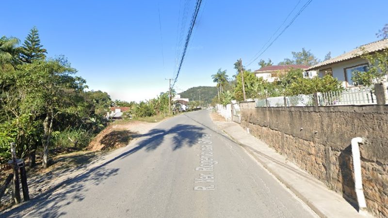 Cad&aacute;ver foi localizado em canteiro de obras em Palho&ccedil;a – Foto: Google Street View/Reprodu&ccedil;&atilde;o/ND