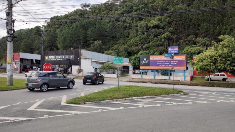 Acidentes s&atilde;o registadas em acesso ao bairro – Foto: Rafael Candaten/Divulga&ccedil;&atilde;o/ND
