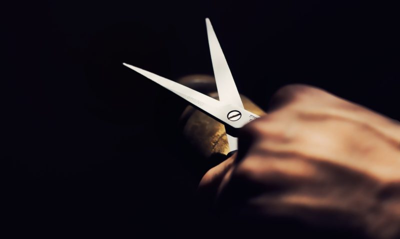 Woman attacked her boyfriend with scissors after he refused sex - Photo: Pixabay/Reproduction/ND