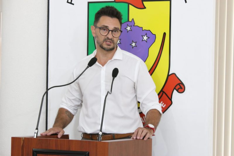 O projeto do vereador Cl&aacute;udio Azevedo causou repercuss&atilde;o durante a sess&atilde;o em Rio do Sul. – Foto: Divulga&ccedil;&atilde;o/C&acirc;mara de Vereadores/ND