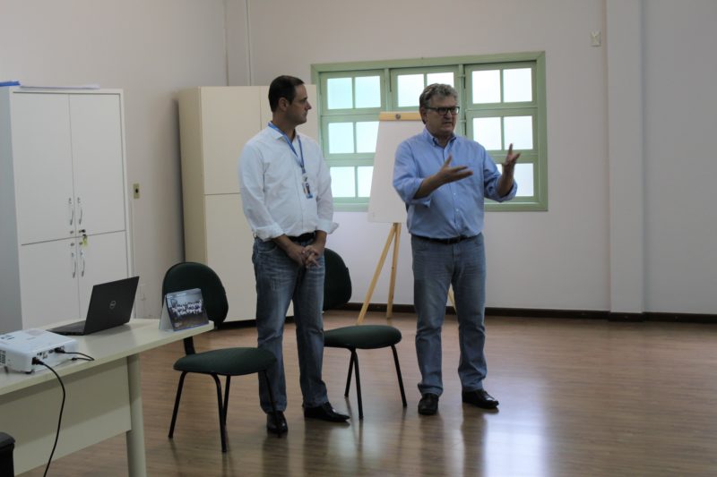 Cleisio Poleto Martins e Walmir Rampinelli s&atilde;o as pontas de liga&ccedil;&atilde;o entre a Celesc e as cooperativas. – Foto: Divulga&ccedil;&atilde;o