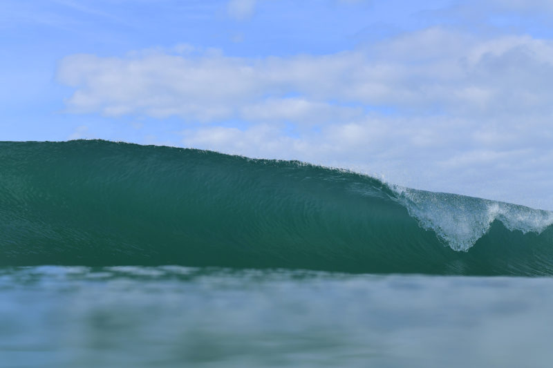 “As Direitas” – Praia Mole com boas ondas no segundo dia do LayBack Pro – Foto: RAlves