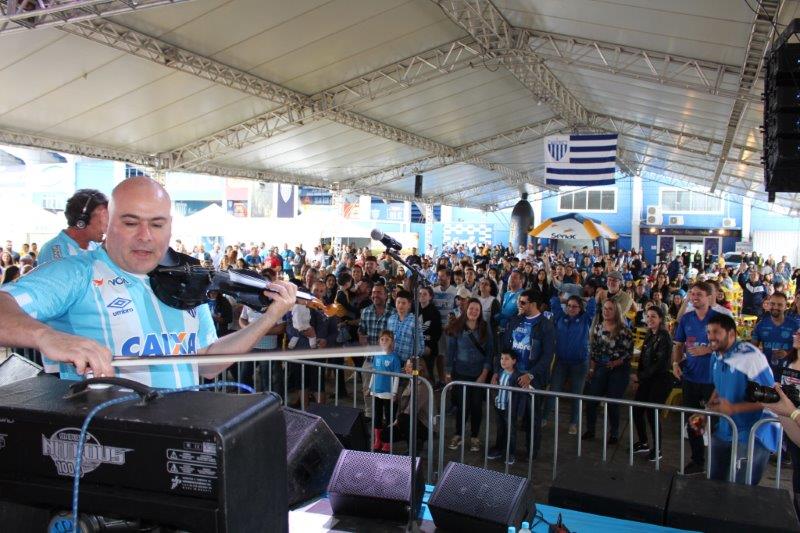 Apresenta&ccedil;&atilde;o do Dazaranha na feijoada do Ava&iacute; em setembro de 2018 – Foto: Alceu Atherino/Ava&iacute;