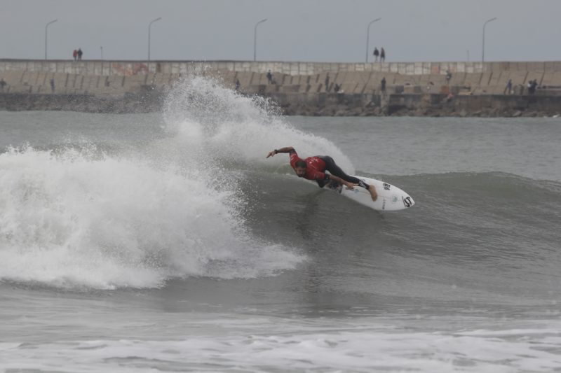 Surfer Alejo Munis Elite de World Surfing Experience y gana estatus QS en Argentina - Foto: Mariano Antons