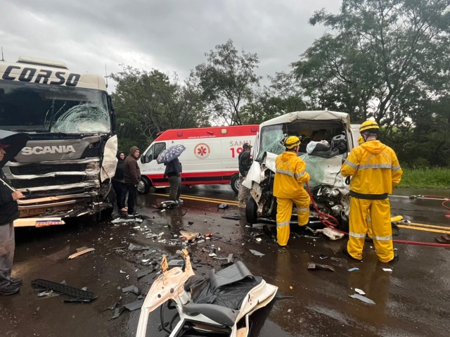 Grav&iacute;ssimo acidente ocorreu nesta sexta-feira (22) – Foto: Ederson Abi/WH Comunica&ccedil;&otilde;es