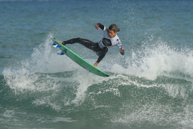 Gabriel Ogasahara, surfista da Joaquina é um dos confirmados no Surf Talentos 2022 &#8211; Foto: Márcio David