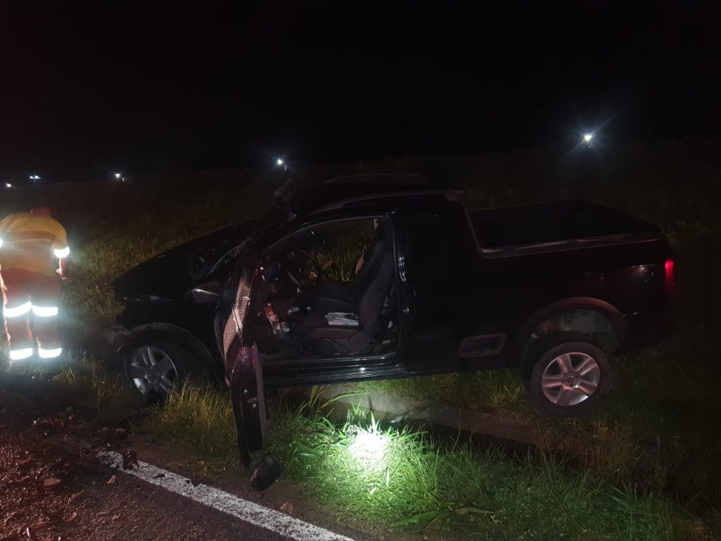 Acidente grave aconteceu nesse domingo (10) na BR-101, em Sangão - PRF/Divulgação/ND