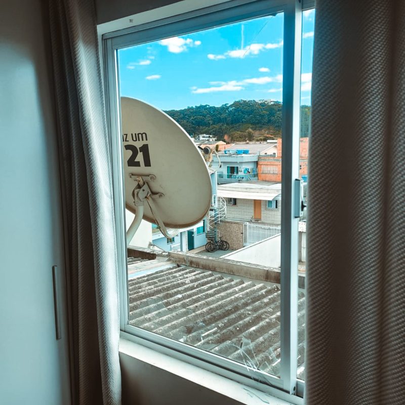 Al&eacute;m de agredir companheira, homem amea&ccedil;ou jogar crian&ccedil;a de janela – Foto: Guarda Municipal/Divulga&ccedil;&atilde;o