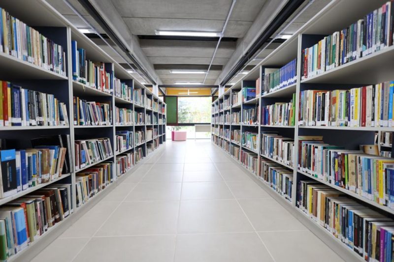 Local conta com acervo de mais de 30 mil livros – Foto: Cristiano Andujar/PMD/Divulga&ccedil;&atilde;o/ND