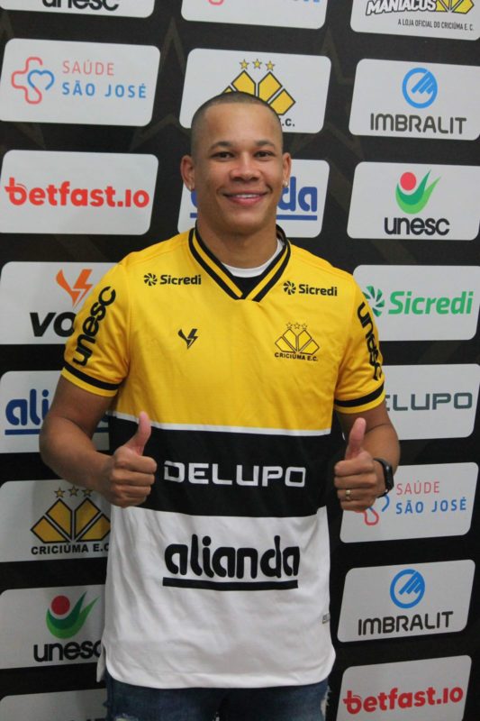 Caio Dantas se recupera de les&atilde;o muscular – Foto: Celso da Luz – Assessoria do Crici&uacute;ma