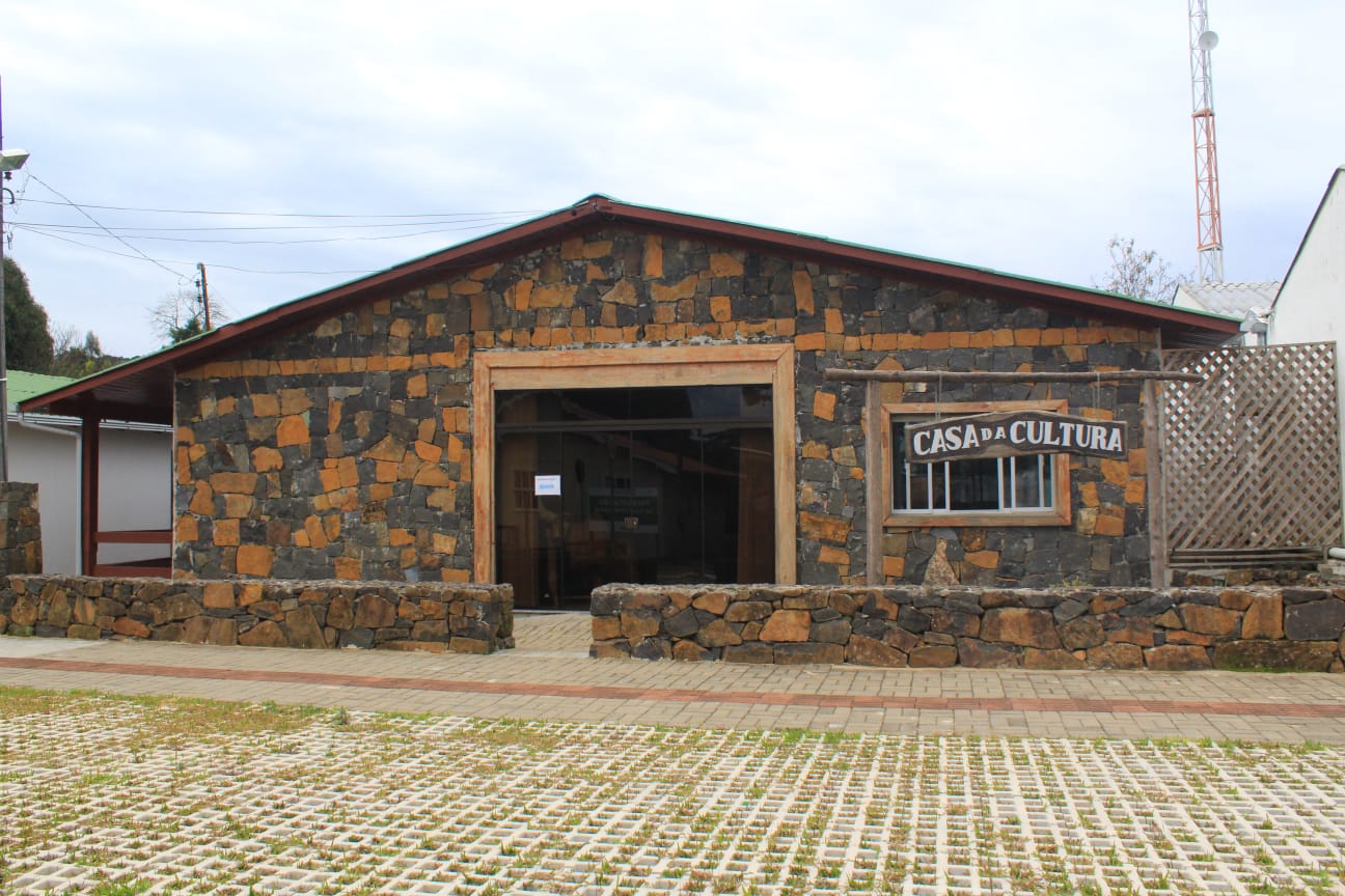 Fachada da Casa da Cultura de Urupema, no Centro da cidade - Marleno Muniz Farias/Prefeitura Municipal de Urupema/Divulgação