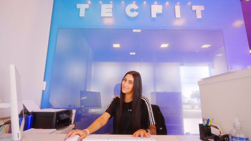 Espaço para treino e atendimento impecáveis na academia Tecfit – Foto: Créditos – Heitor Pergher