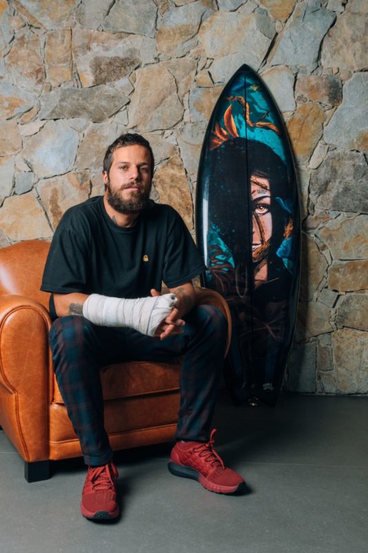 Pintor que percorreu o Mundo com sua arte autodidata e peculiar, prazer Danka Umbert