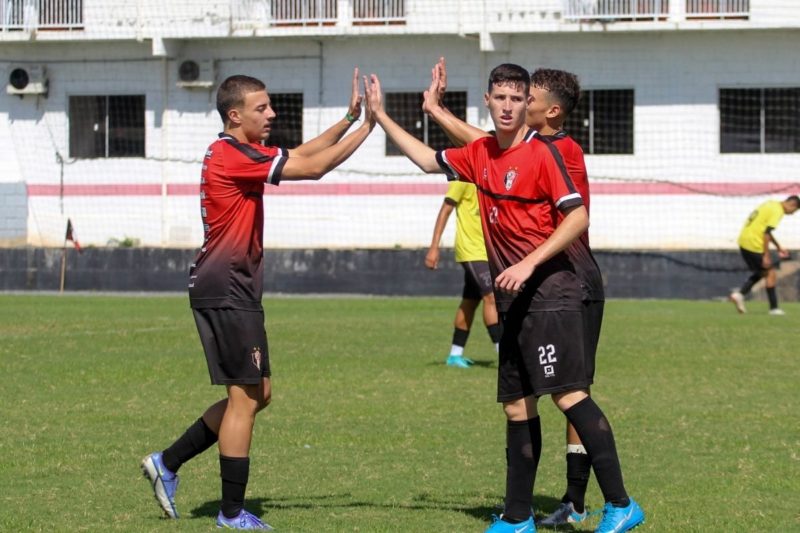 JEC Sub-20 venceu o Jaragu&aacute; em jogo-treino no CT do Morro do Meio – Foto: Vitor Forcellini/JEC/Divulga&ccedil;&atilde;o/ND