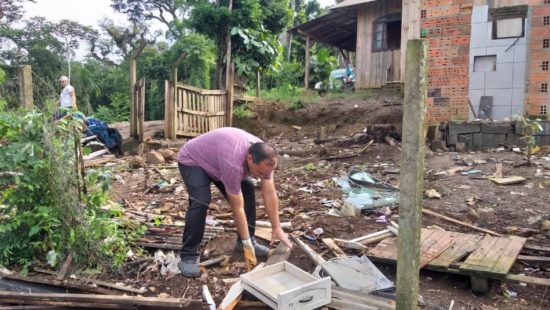 Mutir&atilde;o contra a dengue recolhe mais de 180 toneladas de lixo em Blumenau